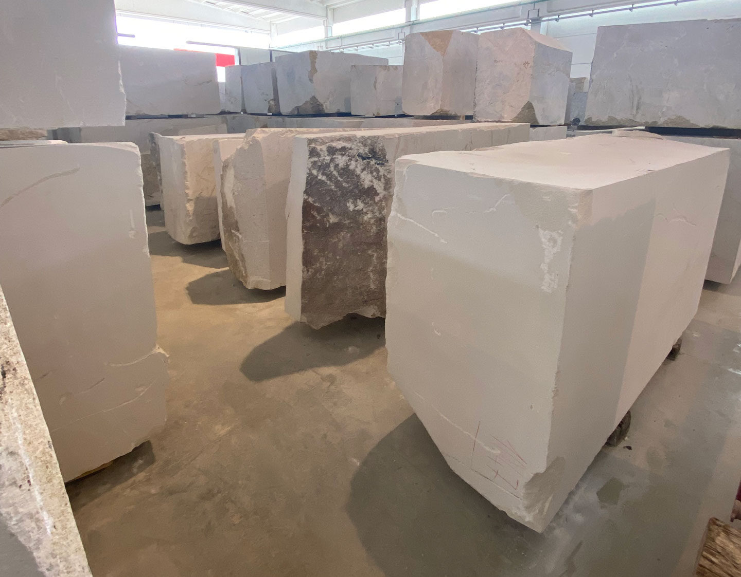 lazzarini marmi limestone balkan white blocks