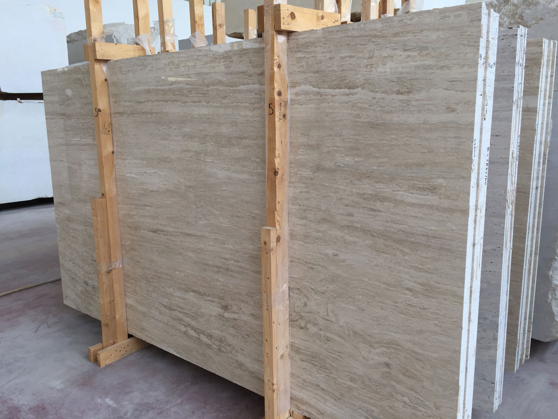 lazzarini marmi travertino slabs